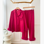 Feather Model Loose Pajamas